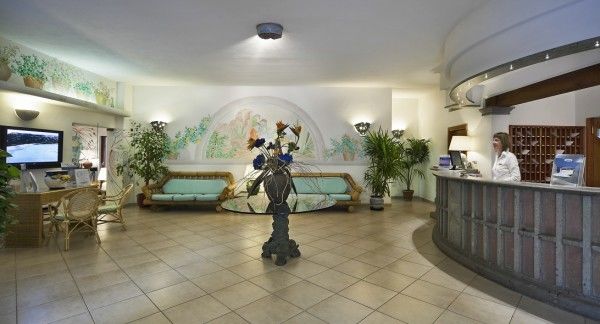 Resort Cala Di Falco Cannigione Eksteriør billede