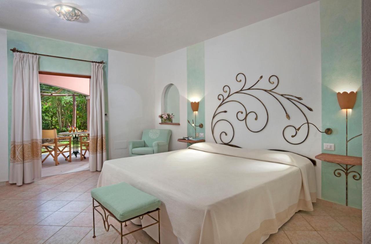 Resort Cala Di Falco Cannigione Eksteriør billede